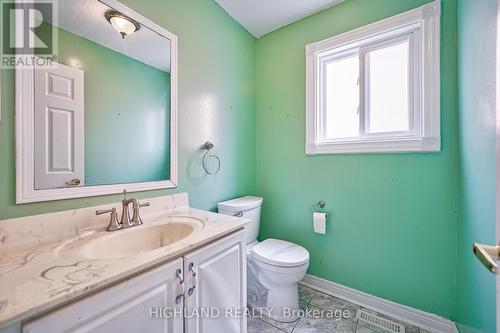 3375 Dovetail Mews, Mississauga, ON - Indoor Photo Showing Bathroom