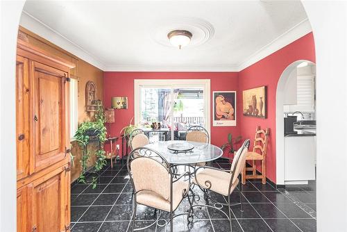 24 Harbinger Drive, Stoney Creek, ON - Indoor Photo Showing Dining Room