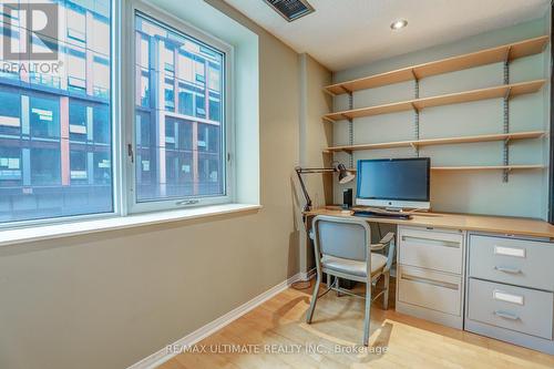 304 - 55 Lombard Street, Toronto (Church-Yonge Corridor), ON - Indoor Photo Showing Office