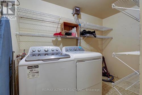 304 - 55 Lombard Street, Toronto (Church-Yonge Corridor), ON - Indoor Photo Showing Laundry Room