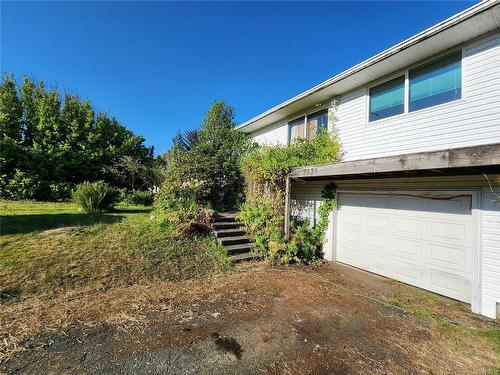 7535 Carnarvon Rd, Port Hardy, BC 