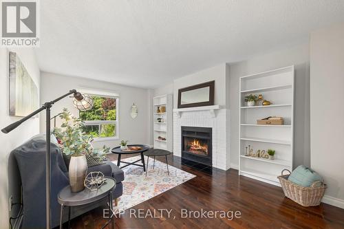 841 Chipping Park Boulevard, Cobourg, ON - Indoor Photo Showing Living Room With Fireplace