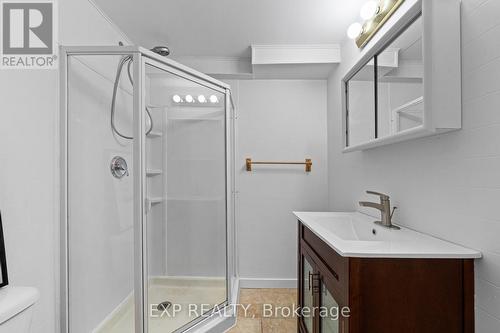 841 Chipping Park Boulevard, Cobourg, ON - Indoor Photo Showing Bathroom