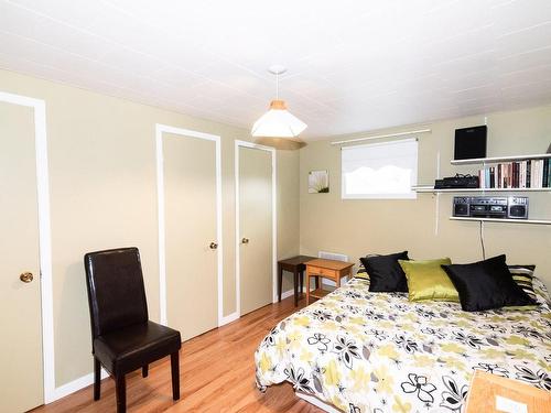 Chambre Ã Â coucher - 102 Rue Voisine, Sainte-Hélène-De-Kamouraska, QC - Indoor Photo Showing Bedroom