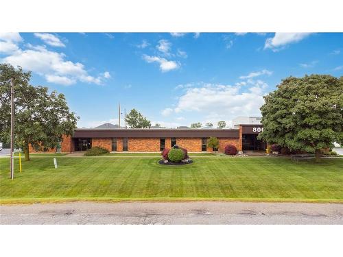 800 Upper Canada Drive, Sarnia, ON 