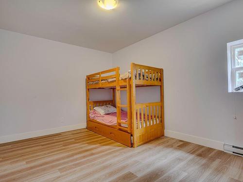 Bedroom - 6481Z Rue Morin, Val-Morin, QC - Indoor Photo Showing Bedroom