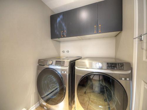 Salle de lavage - 7250Z Place Turenne, Brossard, QC - Indoor Photo Showing Laundry Room