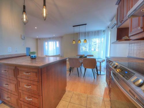 Cuisine - 7250 Place Turenne, Brossard, QC - Indoor Photo Showing Kitchen