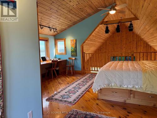 Lt 11 Groundhog Lake, Sudbury Remote Area, ON - Indoor Photo Showing Bedroom