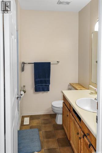 227-229 Wakabayashi Way, Saskatoon, SK - Indoor Photo Showing Bathroom