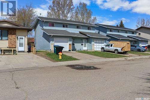 227-229 Wakabayashi Way, Saskatoon, SK - Outdoor With Facade