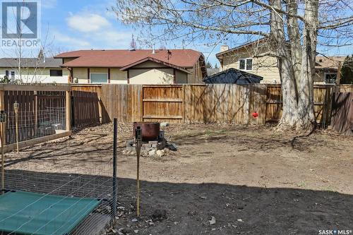 227-229 Wakabayashi Way, Saskatoon, SK - Outdoor