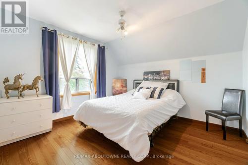 113 Chester Avenue, Toronto (Playter Estates-Danforth), ON - Indoor Photo Showing Bedroom