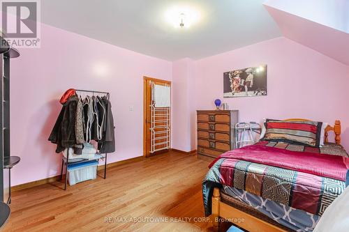 113 Chester Avenue, Toronto (Playter Estates-Danforth), ON - Indoor Photo Showing Bedroom