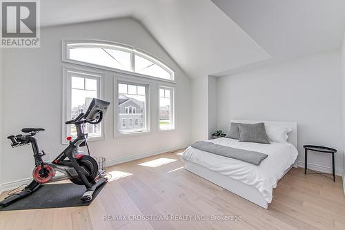 23 Lorne Thomas Place, New Tecumseth, ON - Indoor Photo Showing Gym Room