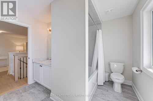 23 Lorne Thomas Place, New Tecumseth, ON - Indoor Photo Showing Bathroom