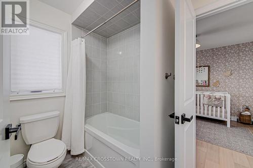 23 Lorne Thomas Place, New Tecumseth, ON - Indoor Photo Showing Bathroom