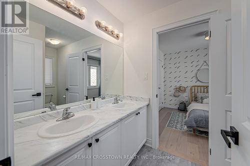 23 Lorne Thomas Place, New Tecumseth, ON - Indoor Photo Showing Bathroom