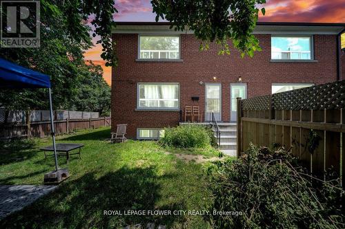 33 Morgan Avenue, Toronto (Stonegate-Queensway), ON - Outdoor