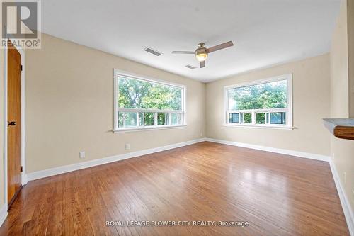 33 Morgan Avenue, Toronto (Stonegate-Queensway), ON - Indoor Photo Showing Other Room