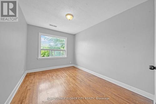 33 Morgan Avenue, Toronto (Stonegate-Queensway), ON - Indoor Photo Showing Other Room