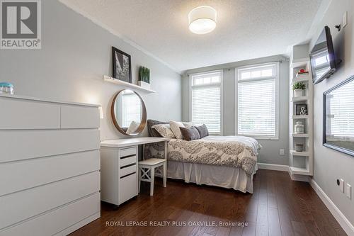 2438 Montagne Avenue, Oakville (West Oak Trails), ON - Indoor Photo Showing Bedroom