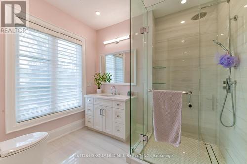 24 Colwood Road, Toronto (Edenbridge-Humber Valley), ON - Indoor Photo Showing Bathroom