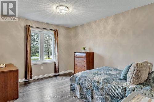 27 Bruce Street, Kawartha Lakes, ON - Indoor Photo Showing Bedroom