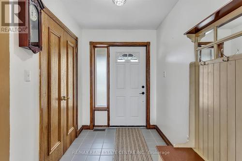 27 Bruce Street, Kawartha Lakes, ON - Indoor Photo Showing Other Room