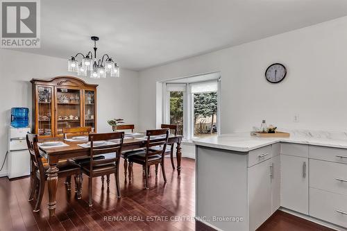 27 Bruce Street, Kawartha Lakes, ON - Indoor Photo Showing Dining Room