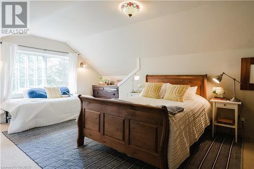 Loft bedroom - 27 Walnut Street, Southampton, ON - Indoor Photo Showing Bedroom