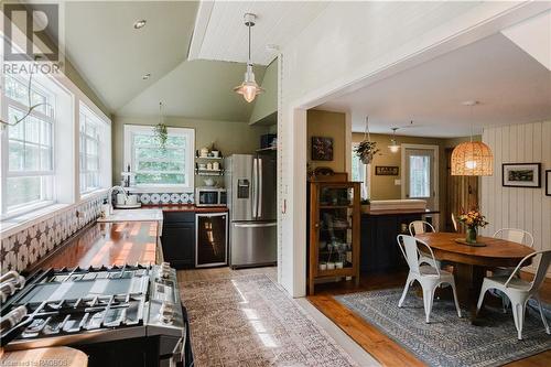 Lots of natural light - 27 Walnut Street, Southampton, ON - Indoor Photo Showing Dining Room