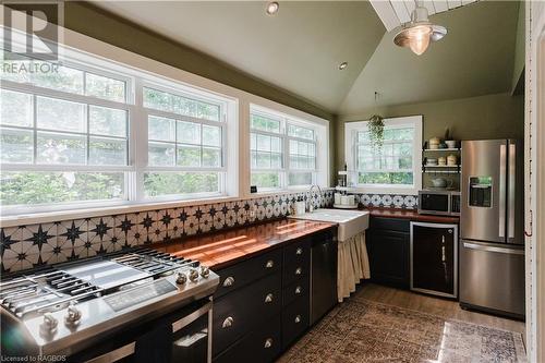 Windows all replaced 7 years ago - 27 Walnut Street, Southampton, ON - Indoor Photo Showing Kitchen