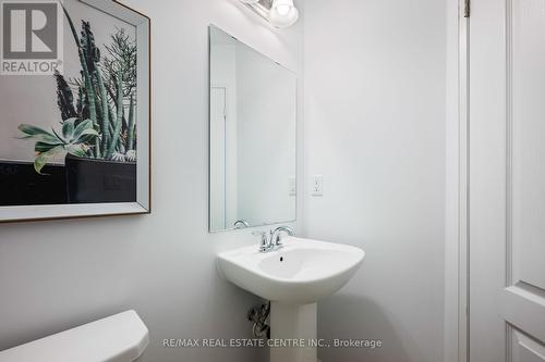 65 Leeson Street N, East Luther Grand Valley, ON - Indoor Photo Showing Bathroom