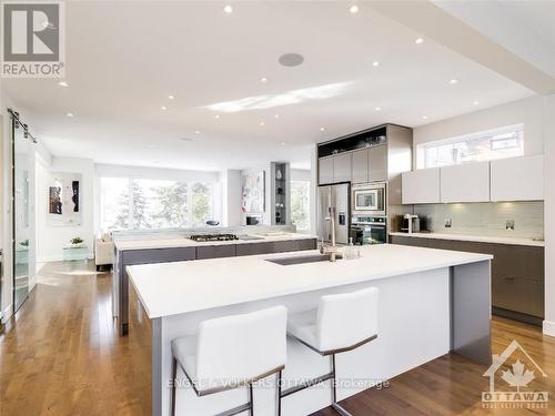 615 Island Park Crescent, Ottawa, ON - Indoor Photo Showing Kitchen With Upgraded Kitchen