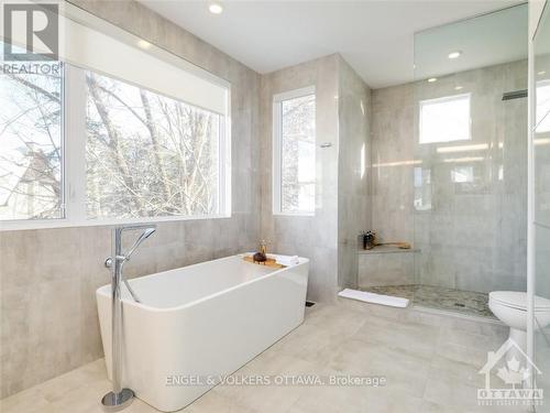 615 Island Park Crescent, Ottawa, ON - Indoor Photo Showing Bathroom