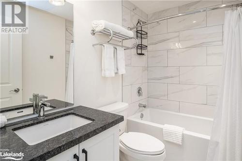 1869 Highway 118 W Unit# Bhv-B-105, Bracebridge, ON - Indoor Photo Showing Bathroom