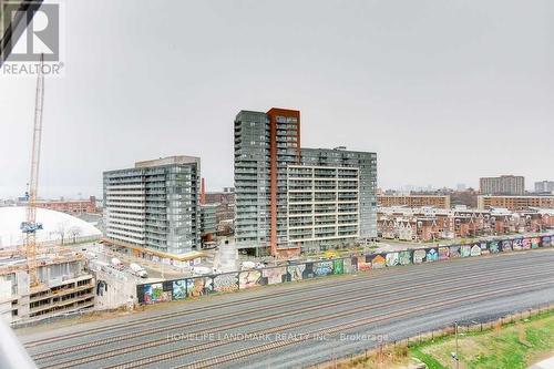 1008W - 36 Lisgar Street, Toronto, ON - Outdoor With View