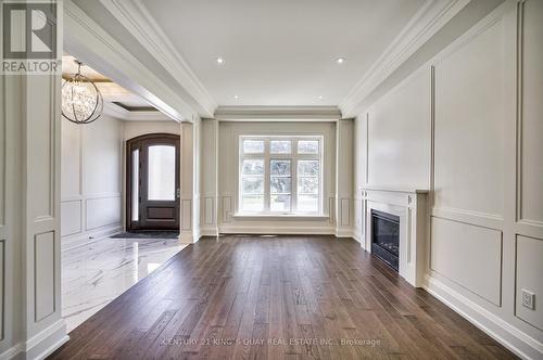 82 Cartier Crescent, Richmond Hill (Crosby), ON - Indoor With Fireplace