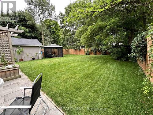 38 Lount Street, Barrie (City Centre), ON - Outdoor With Backyard