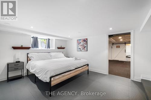 66 Victoria Street, Milton (Old Milton), ON - Indoor Photo Showing Bedroom