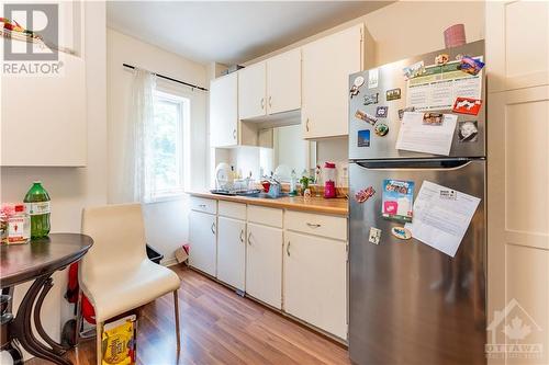 103-105 Florence Street, Ottawa, ON - Indoor Photo Showing Kitchen