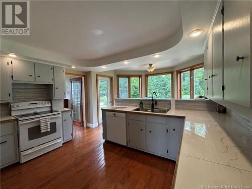 2062 Route 776 Route, Grand Manan Island, NB - Indoor Photo Showing Kitchen With Double Sink