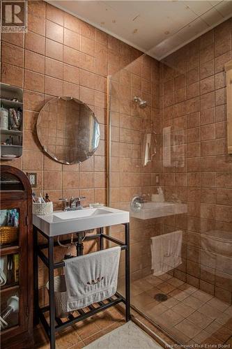 504 Pleasant Street, Saint John, NB - Indoor Photo Showing Bathroom