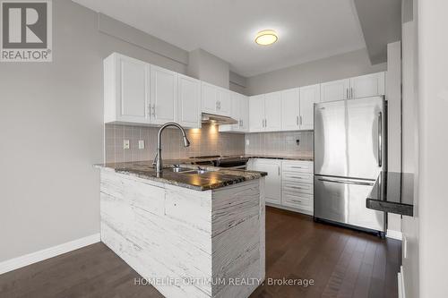 58 - 515 North Service Road, Hamilton (Lakeshore), ON - Indoor Photo Showing Kitchen With Double Sink