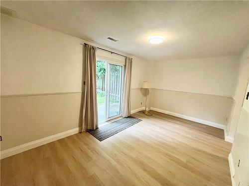 34 Bow Valley Drive|Unit #5, Hamilton, ON - Indoor Photo Showing Other Room