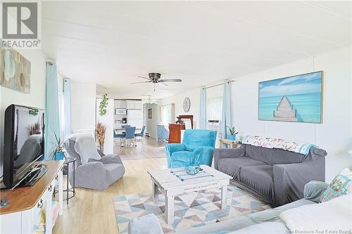 20 Macintosh Street, Fredericton, NB - Indoor Photo Showing Living Room