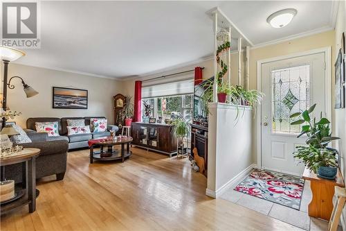 110 Weston Drive, Moncton, NB - Indoor Photo Showing Living Room