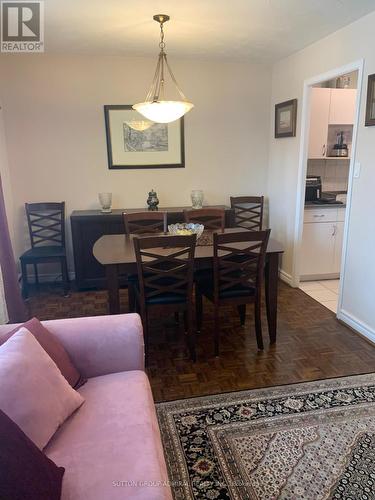 212 - 5879 Bathurst Street, Toronto (Newtonbrook West), ON - Indoor Photo Showing Dining Room