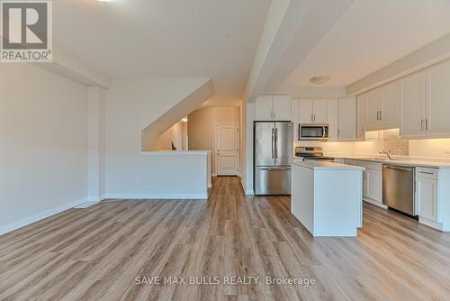 29 - 4552 Portage Road, Niagara Falls, ON - Indoor Photo Showing Kitchen